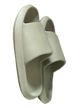 Women's Slide Sandals in Sage Green Pool Shoes Shower Shoes size 9